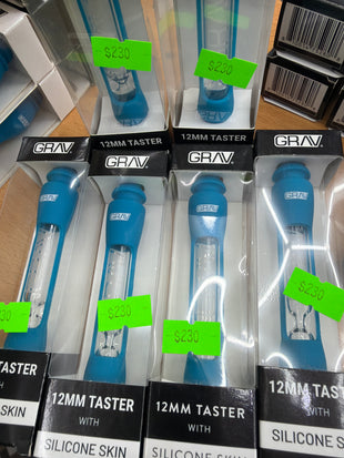 GRAV 12mm Taster Hitter con cubierta de silicon Azul